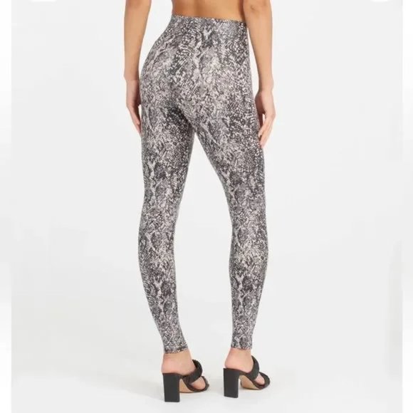 Spanx Faux Leather Snake Shine Leggings in Grey Snake - Picture 4 of 16